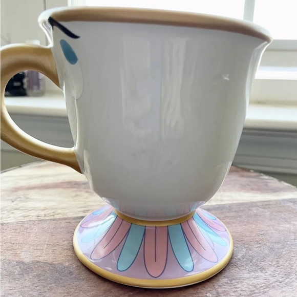 Disney Authentic Beauty and the Beast Chip Mug Ceramic Tea Cup Decoration - Picture 2 of 5